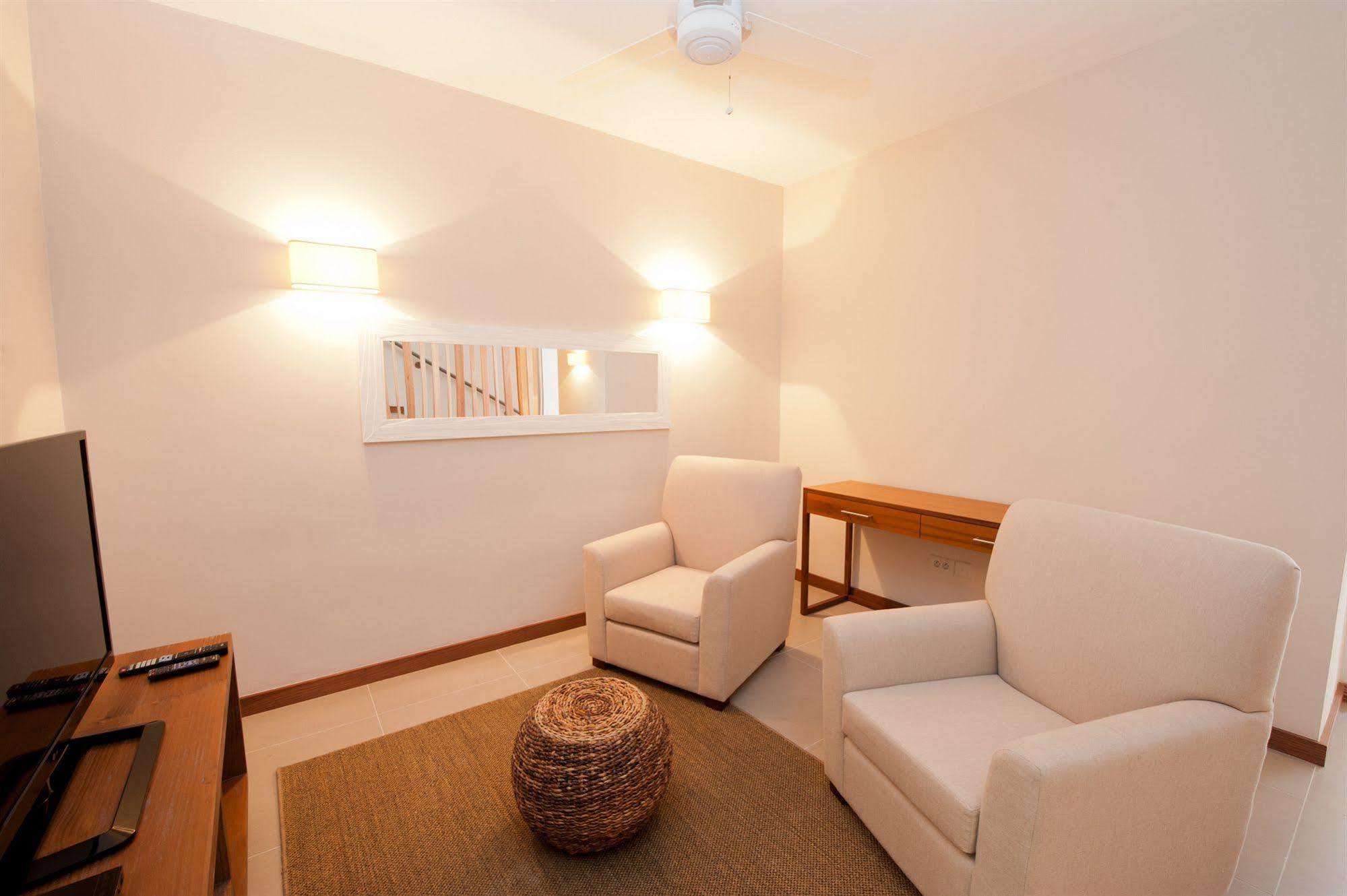 La Residence Beach By Horizon Holidays Bain Boeuf Екстер'єр фото