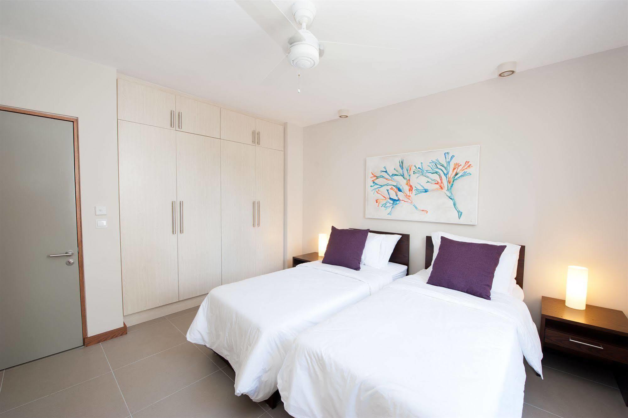 La Residence Beach By Horizon Holidays Bain Boeuf Екстер'єр фото