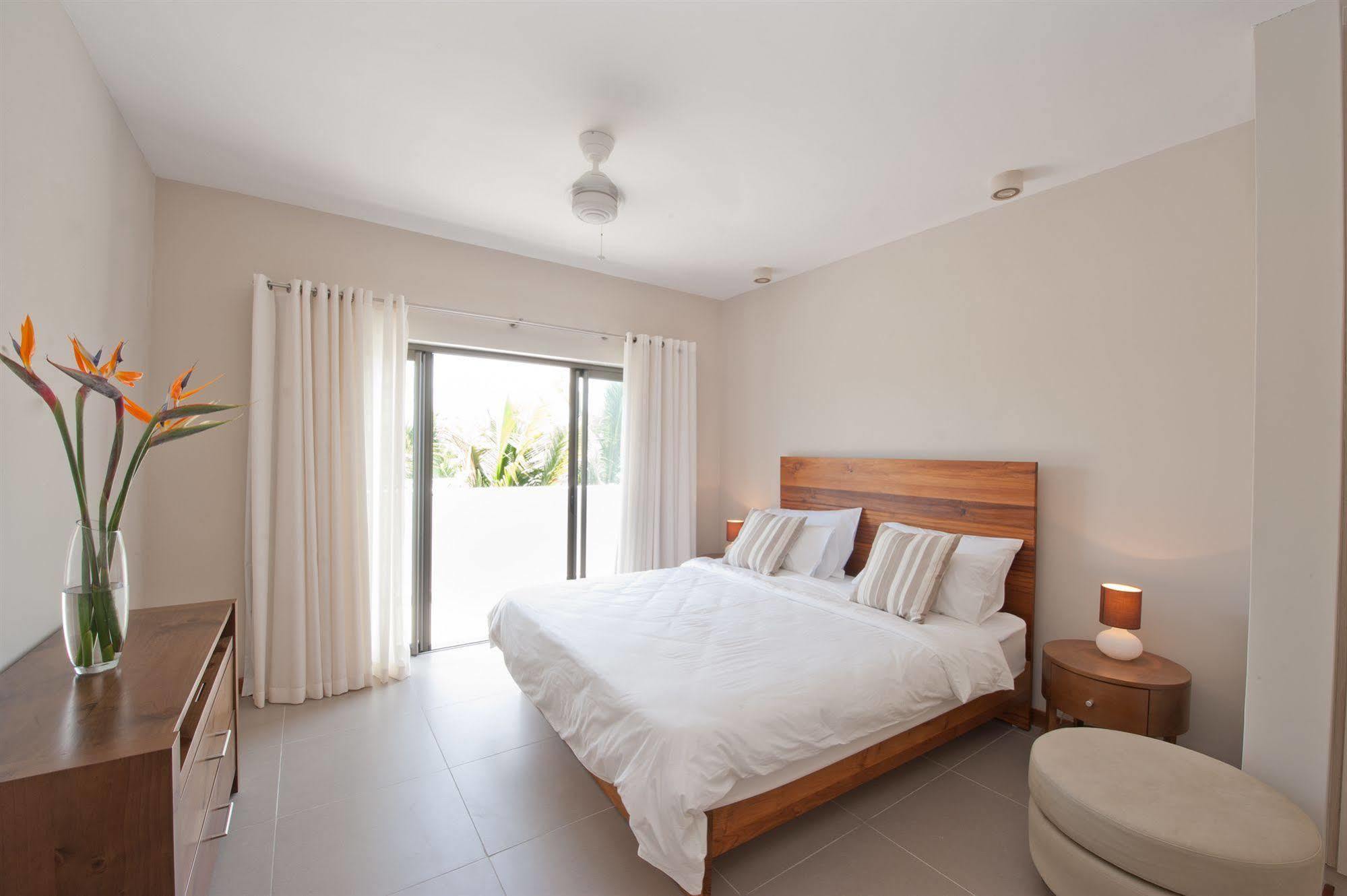 La Residence Beach By Horizon Holidays Bain Boeuf Екстер'єр фото